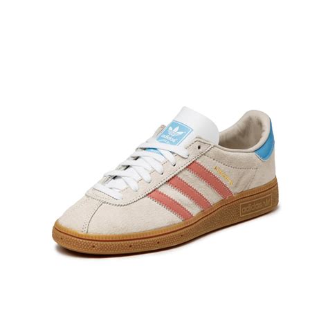 adidas munchen wit blauw|Adidas münchen 24 Schuh weiß.